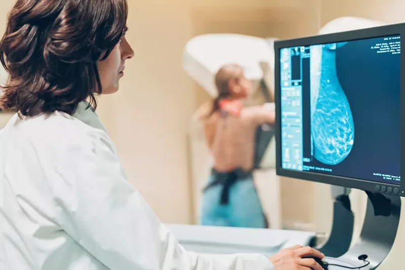 Diagnóstico precoce e preservação da fertilidade entram no cuidado do câncer de mama