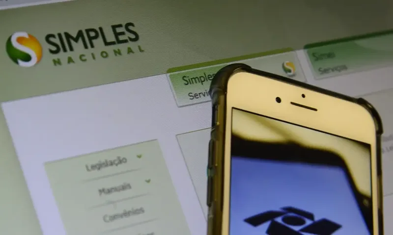 Simples Nacional: empresas devem avaliar regime híbrido até 30 de setembro