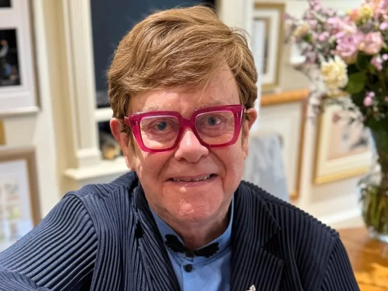 Elton John divulga gravação de “Sacrifice” em show no Rio de 1995