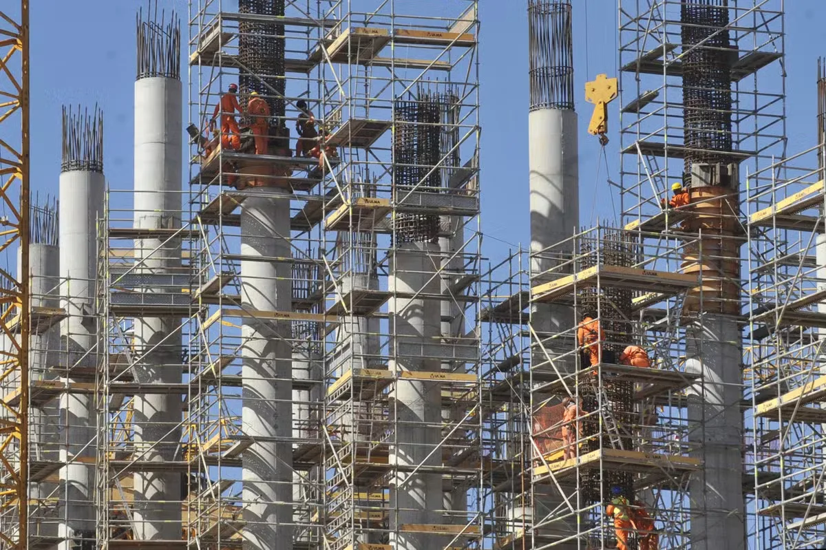 Custo da construção sobe 0,44% em agosto, aponta IBGE