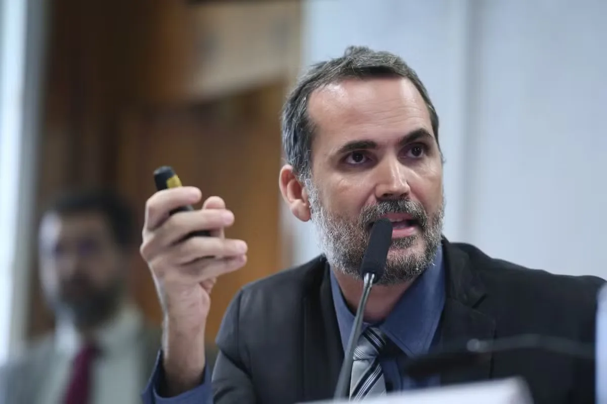 Subvenção aos combustíveis chega a R$ 40 bilhões em 2026, afirma ministro