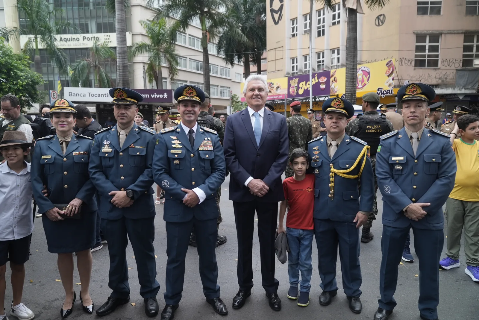 Caiado defende direitos básicos durante desfile de 7 de Setembro em Goiânia