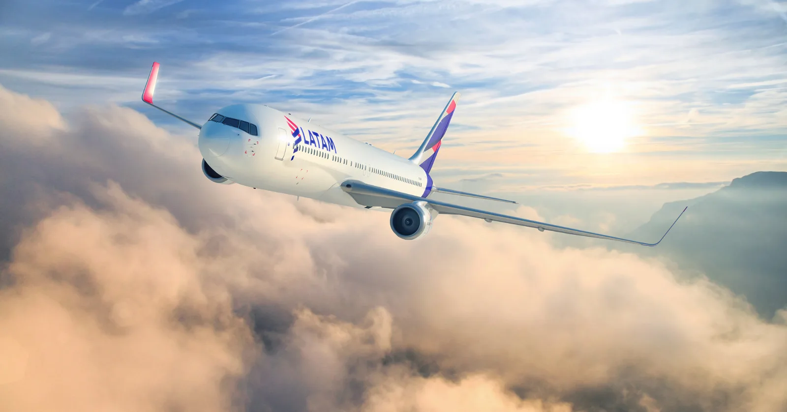 LATAM volta a operar voos entre Porto Alegre e Santos Dumont