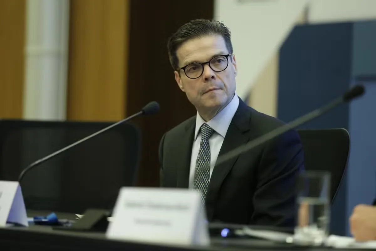 Diretor do BC pede cautela em novos cortes da taxa Selic