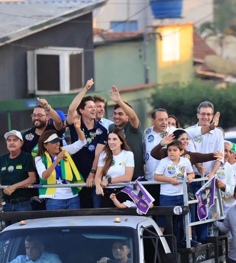 Carreata em Hidrolândia reúne mais de 800 veículos durante agenda governista