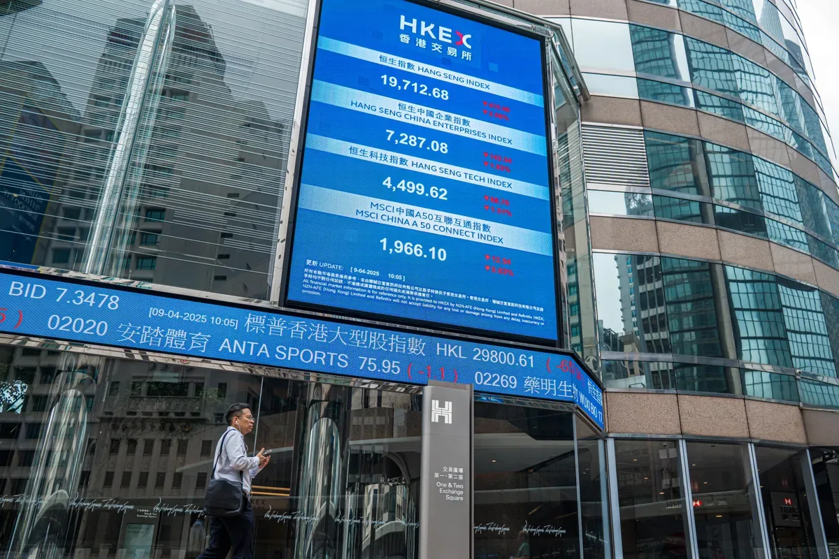 Hong Kong amplia opções para investir em ações internacionais
