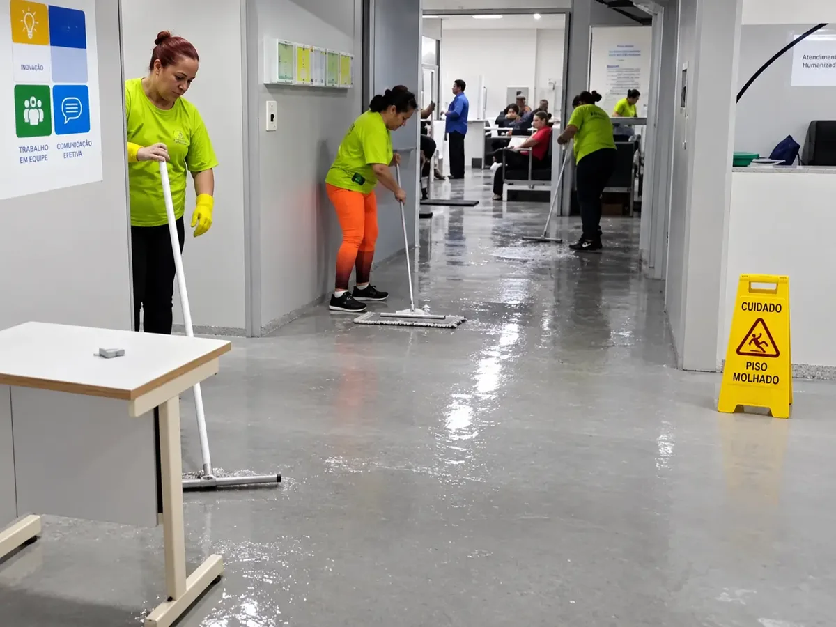 UPA Flamboyant registra alagamentos após chuva em Aparecida de Goiânia