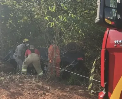 Motorista morre após capotamento em estrada rural de Palmeiras de Goiás