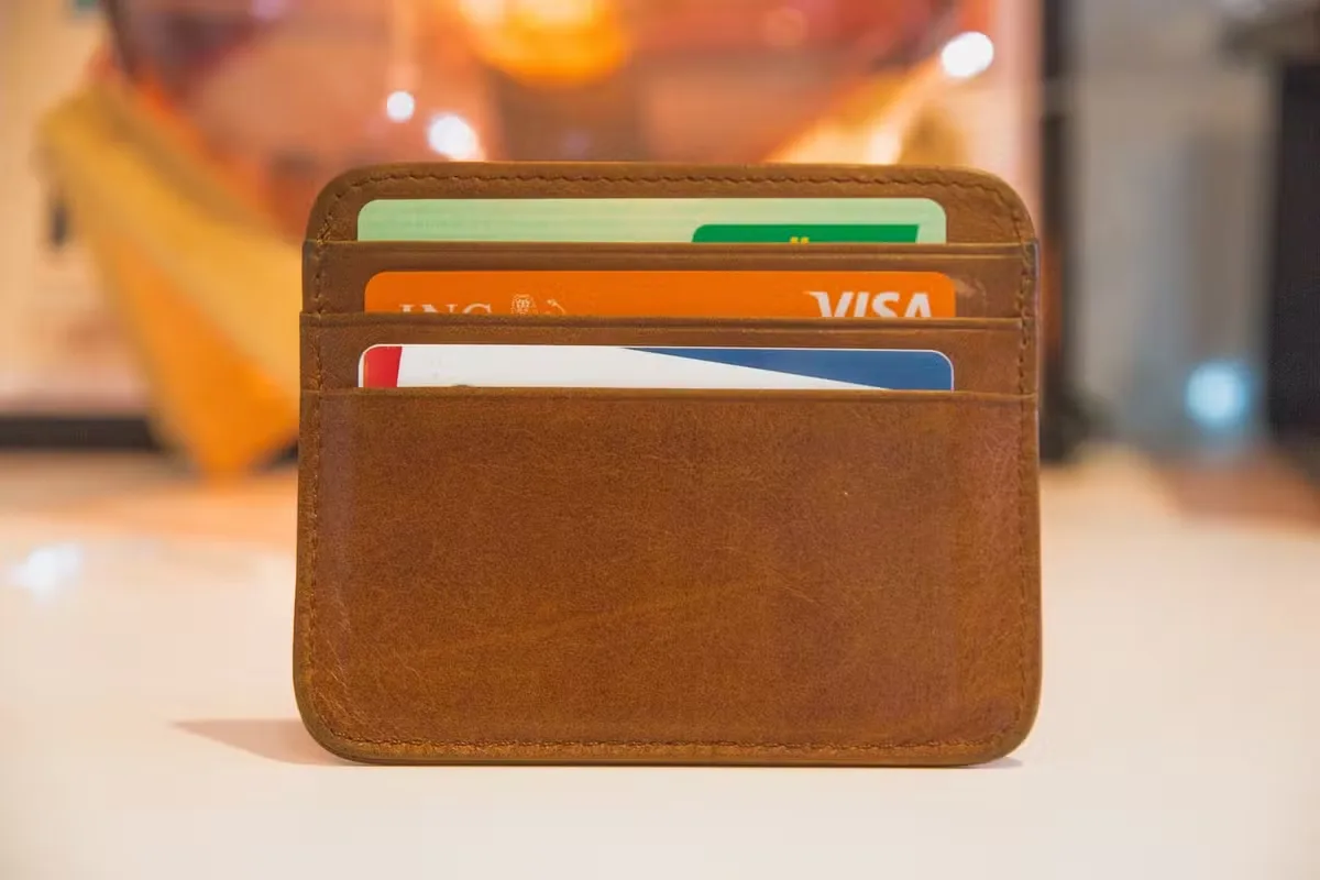 Inadimplência no rotativo do cartão chega a 66,2% em agosto, diz BC