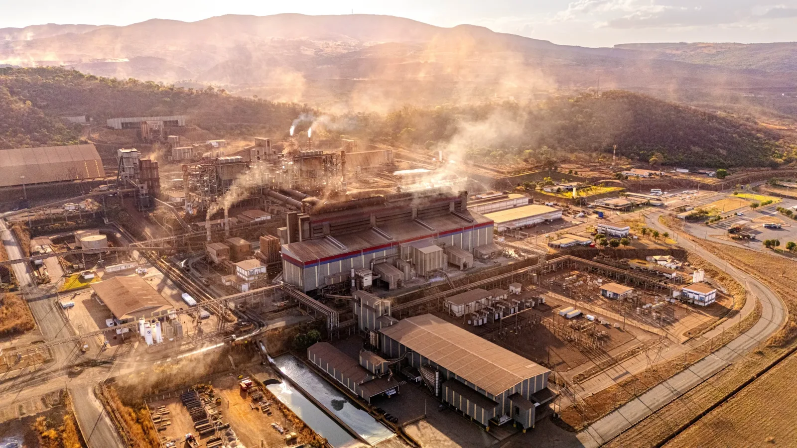 Nova política prevê incentivos para processar minerais estratégicos no Brasil