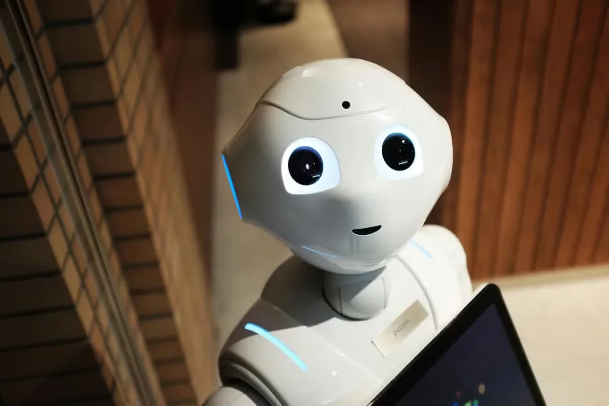 China endurece análise de IPOs de robôs humanoides após queda da Unitree