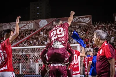 Vila Nova chega às rodadas finais com força no OBA e liderança da Série B