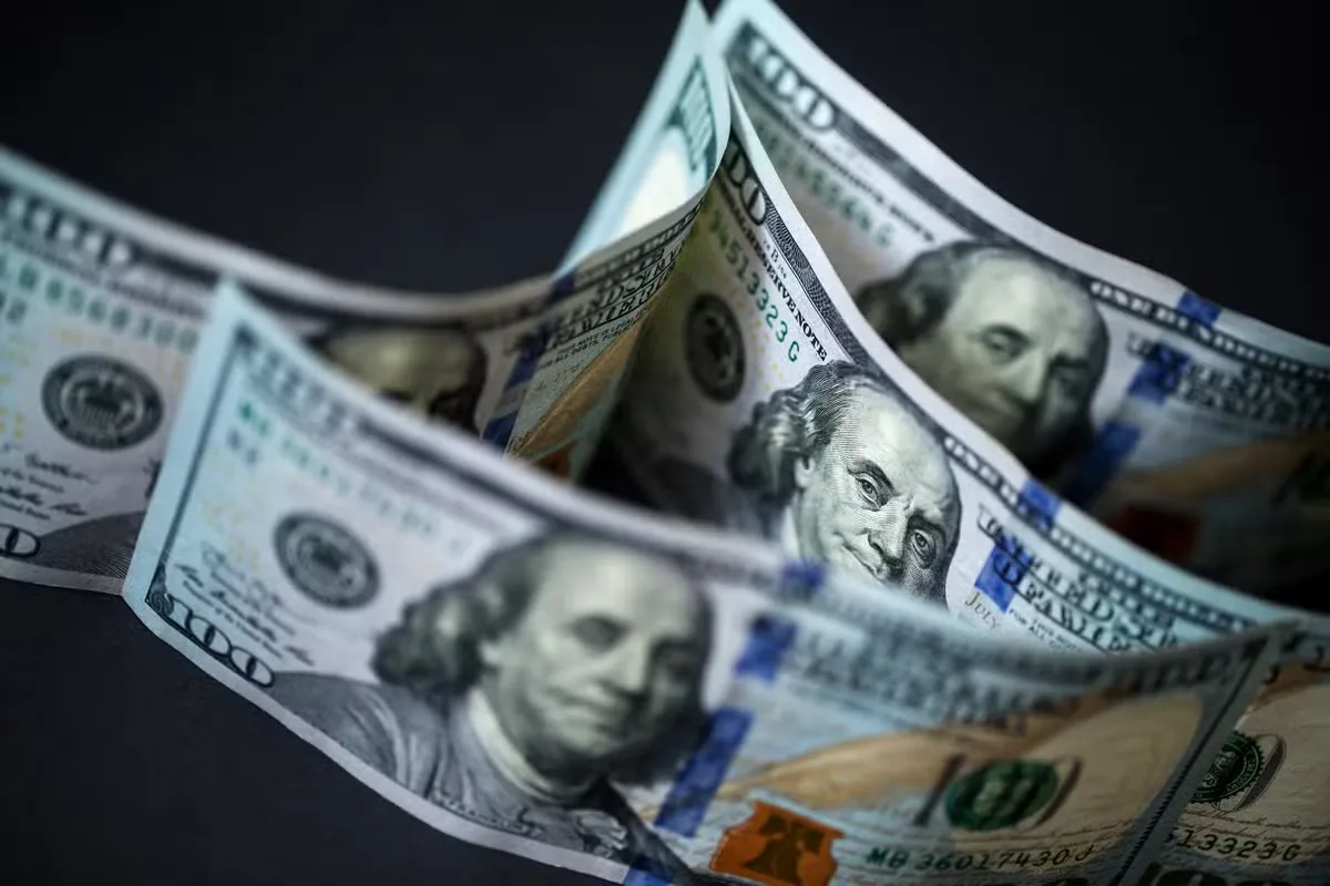 Dólar fecha a sexta-feira a R$ 5,1440, com alta de 0,11%