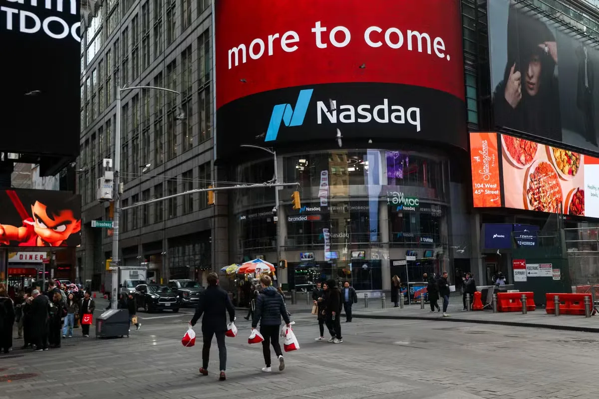 Tecnologia impulsiona bolsas de Nova York a novas máximas