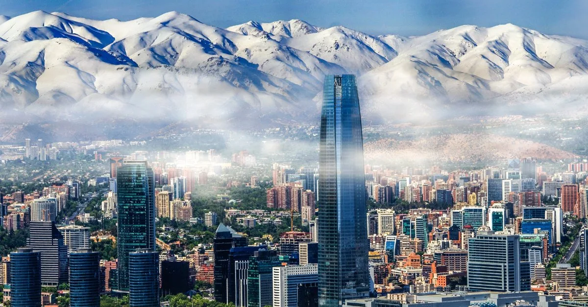 São Paulo–Santiago tem passagens por 33.700 milhas Smiles