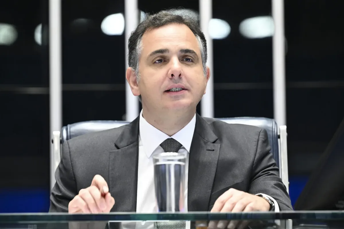 Pacheco deixa o Senado e completa formação do TCU com nove ministros