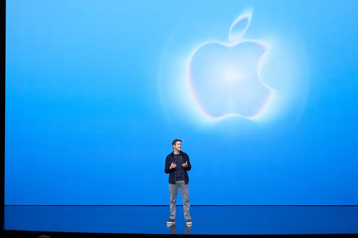 John Ternus apresenta iPhone como núcleo pessoal da inteligência artificial