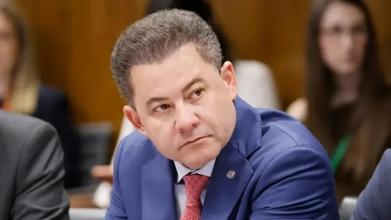 Registros públicos não mostram ações ligadas a empresários de Goiás no gabinete de Mendonça