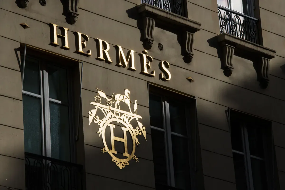 Documentos revelam acordo de 2002 entre LVMH e gestor de herdeiro da Hermès
