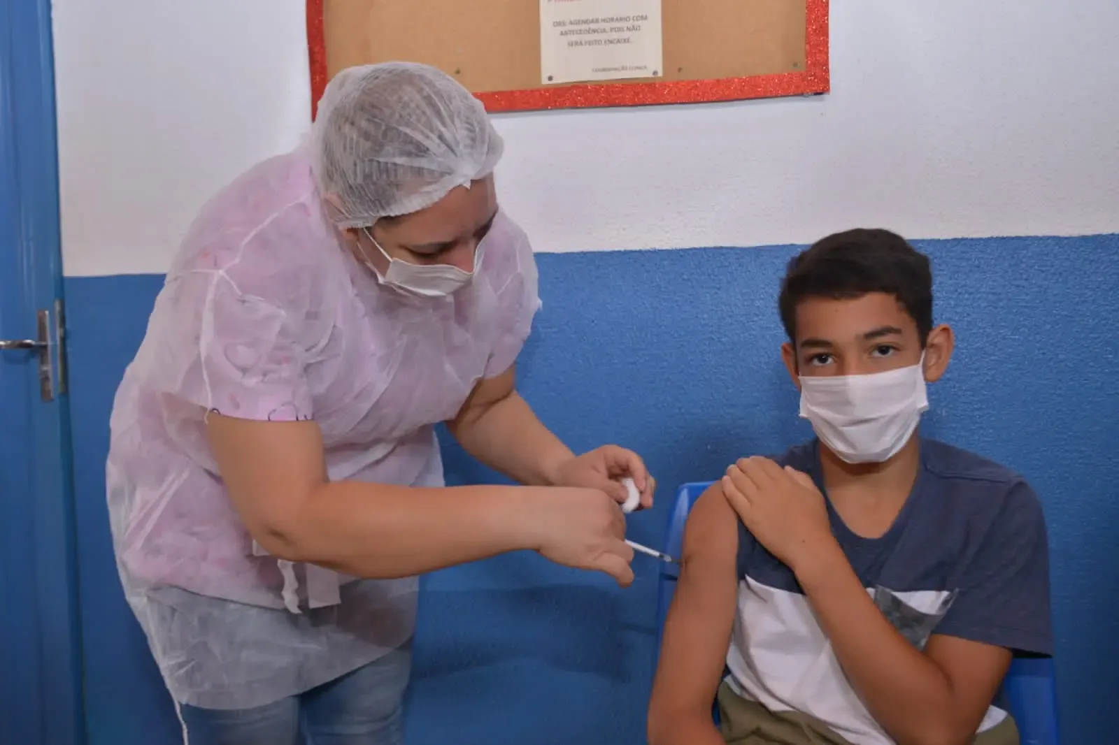 Aparecida de Goiânia reforça vacinação contra meningite para adolescentes