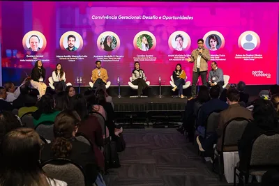 Painel debate convivência entre gerações na hotelaria