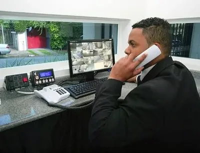 Condomínios podem ser multados se porteiros fizerem trabalho de vigilância
