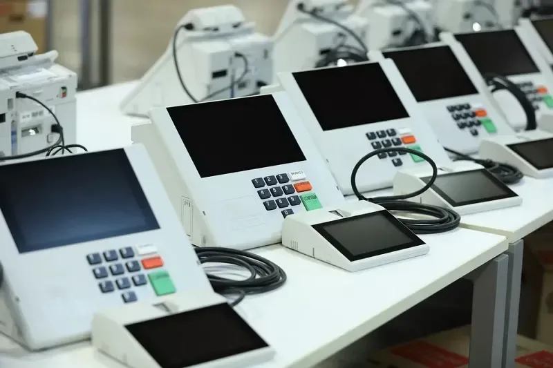 Eleitores com deficiência terão novas funções na urna em 2026
