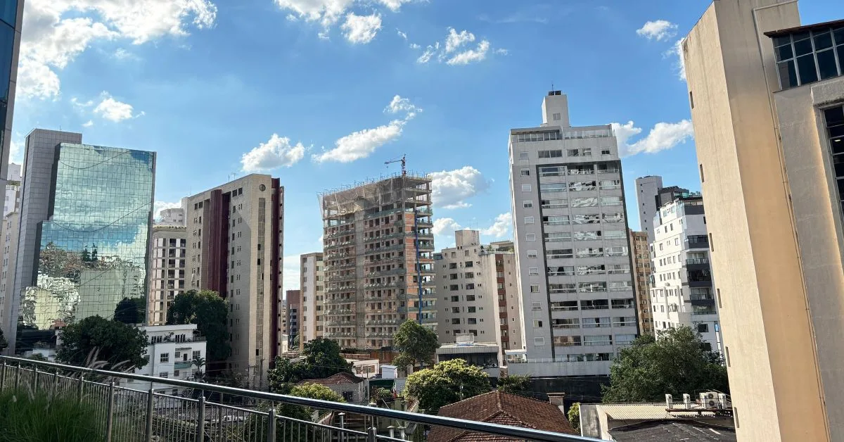 Valorização dos imóveis chega a 14,73% em um ano, aponta IGMI-R