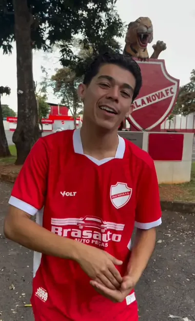 Família pede ajuda após detenção de torcedor do Vila Nova nos Estados Unidos