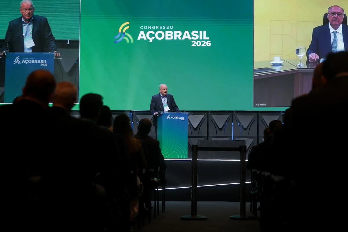 Governo e siderurgia avaliam programa de incentivo à indústria do aço