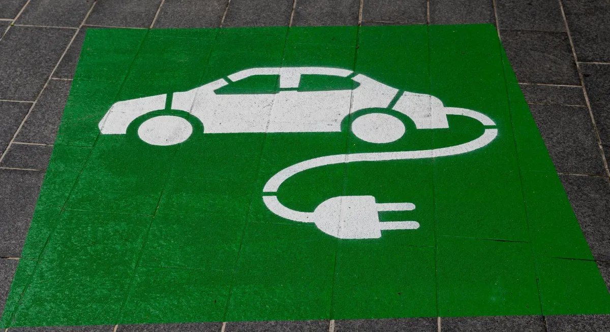 Crise nos postos leva russos a buscar elétricos e híbridos chineses