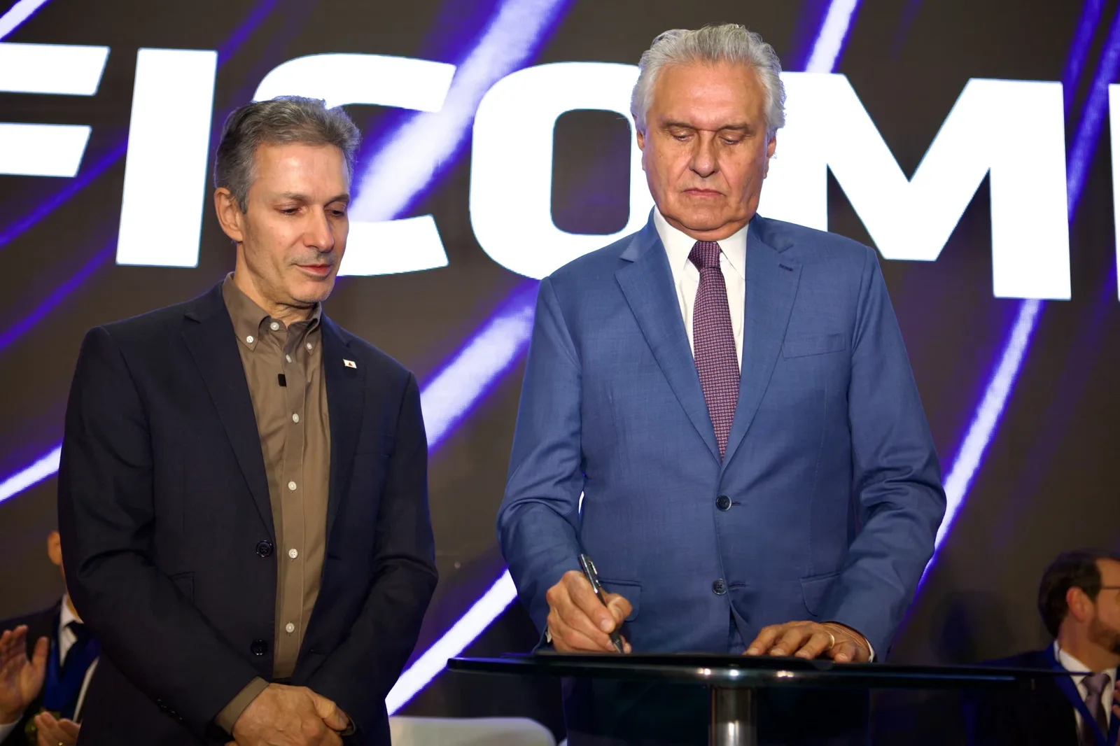 Polarização entre Lula e Flávio Bolsonaro ofusca alternativas de direita, diz análise