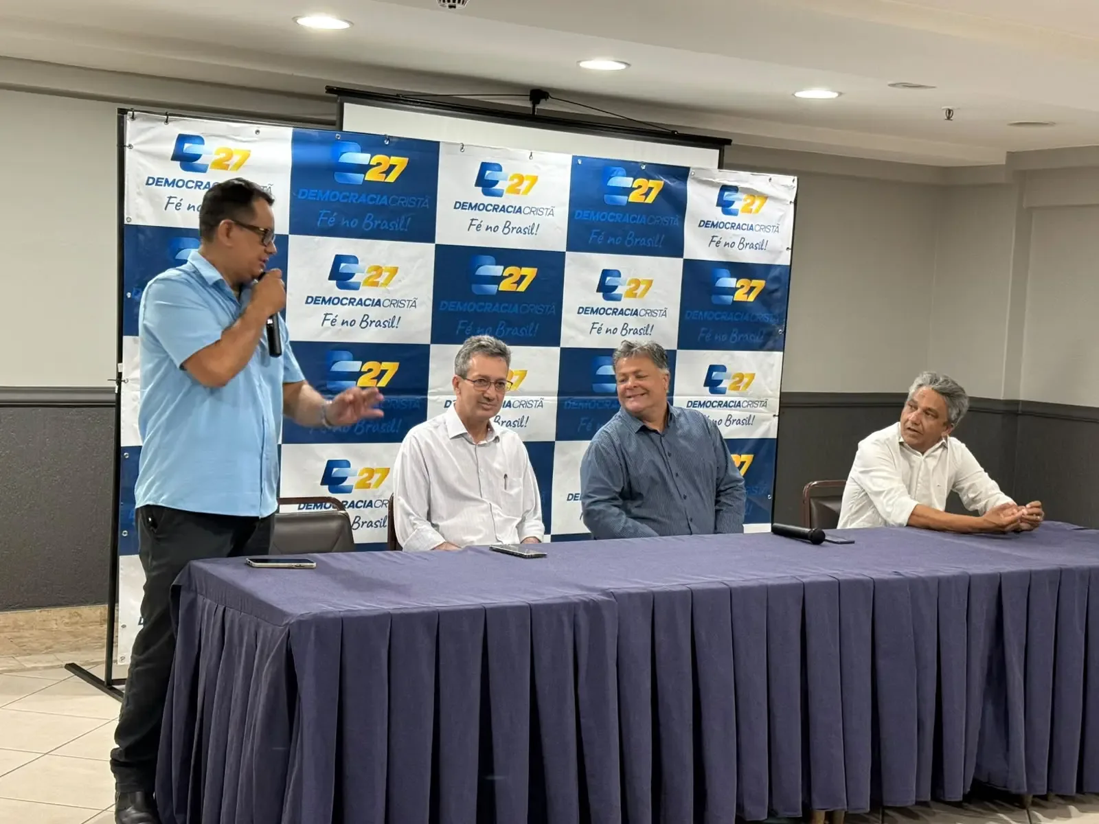 Democracia Cristã muda de aliança e apoia Daniel Vilela em Goiás