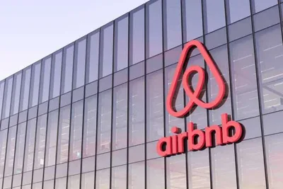 Airbnb cria fundo de US$ 250 milhões para moradias populares