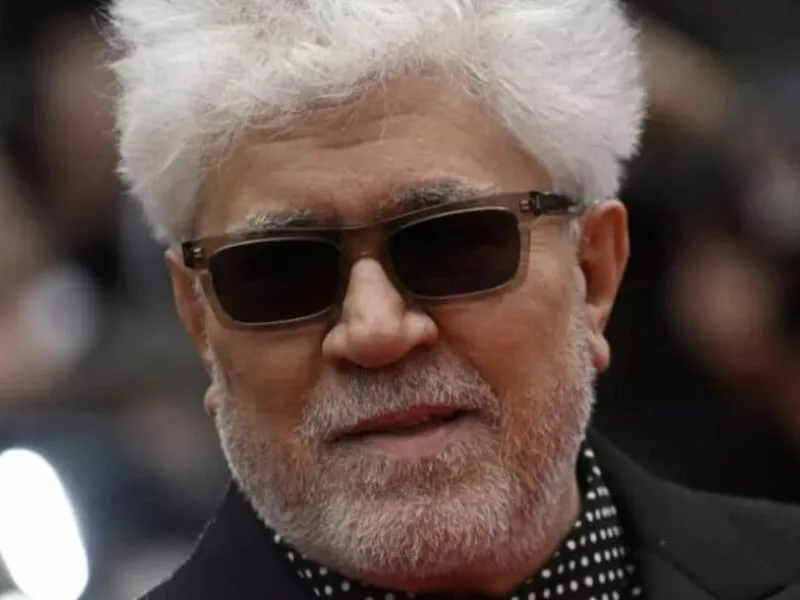 Almodóvar apoia protesto por moradia no centro de Madri