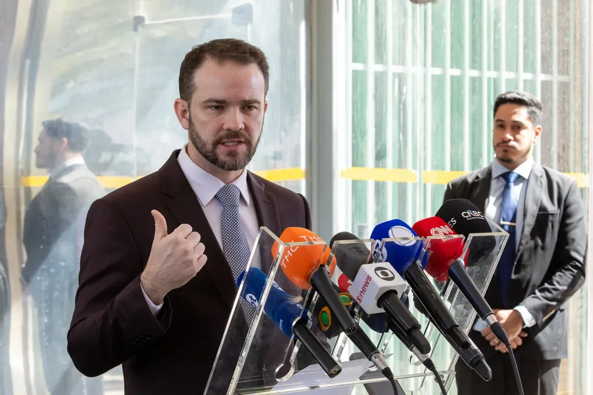 Operação Crédito Oculto mira fundos e empresas ligados a R$ 11,6 bilhões
