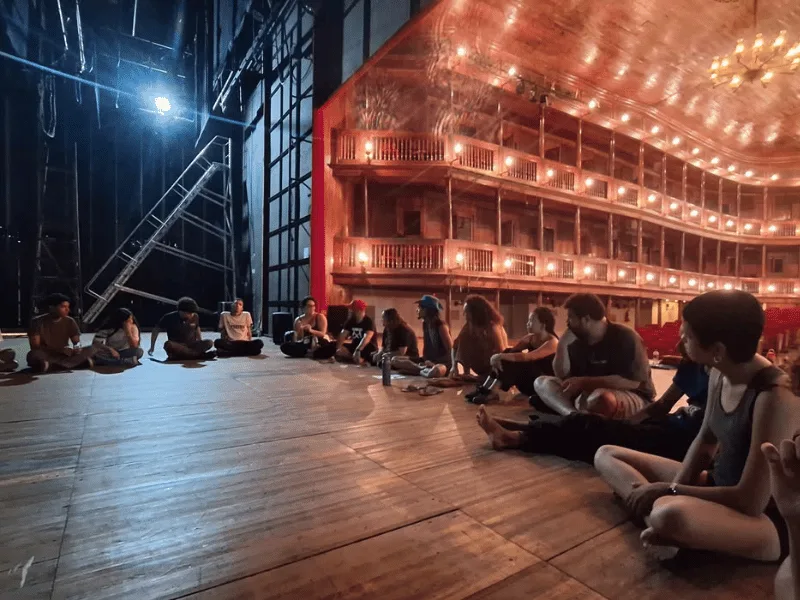 Caruaru recebe formação teatral do Magiluth com inscrição gratuita
