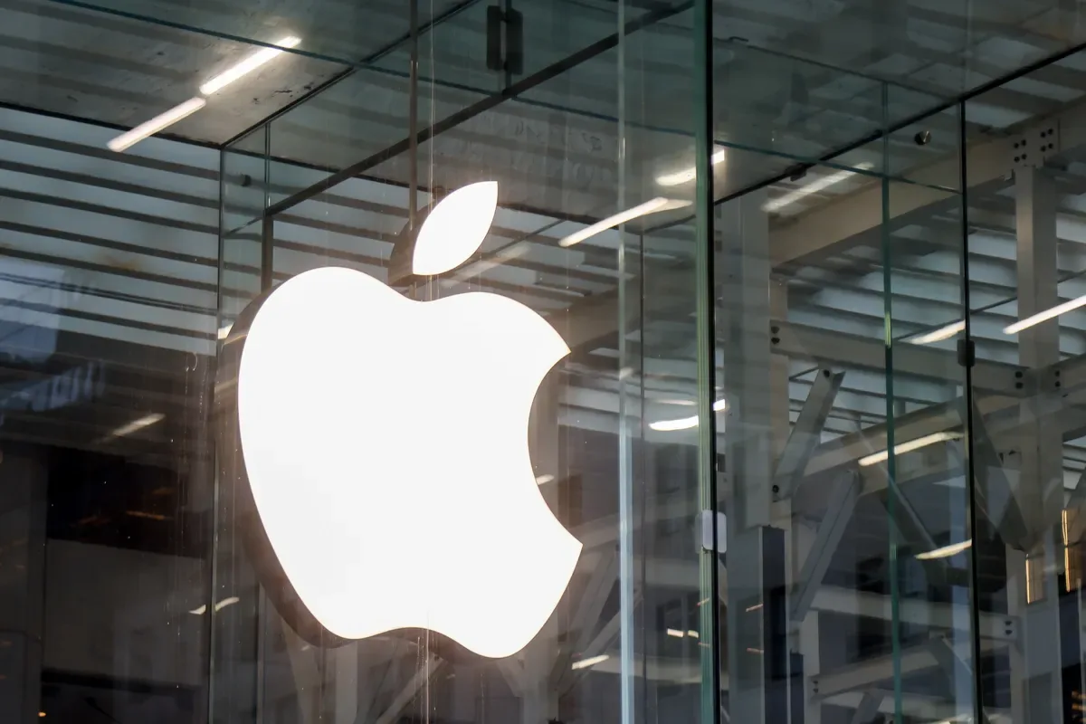Dobrável e Siri renovada testam nova fase da Apple sob John Ternus