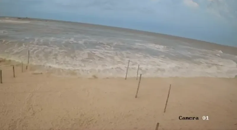 Marinha alerta para ressaca após meteotsunami no litoral Sul