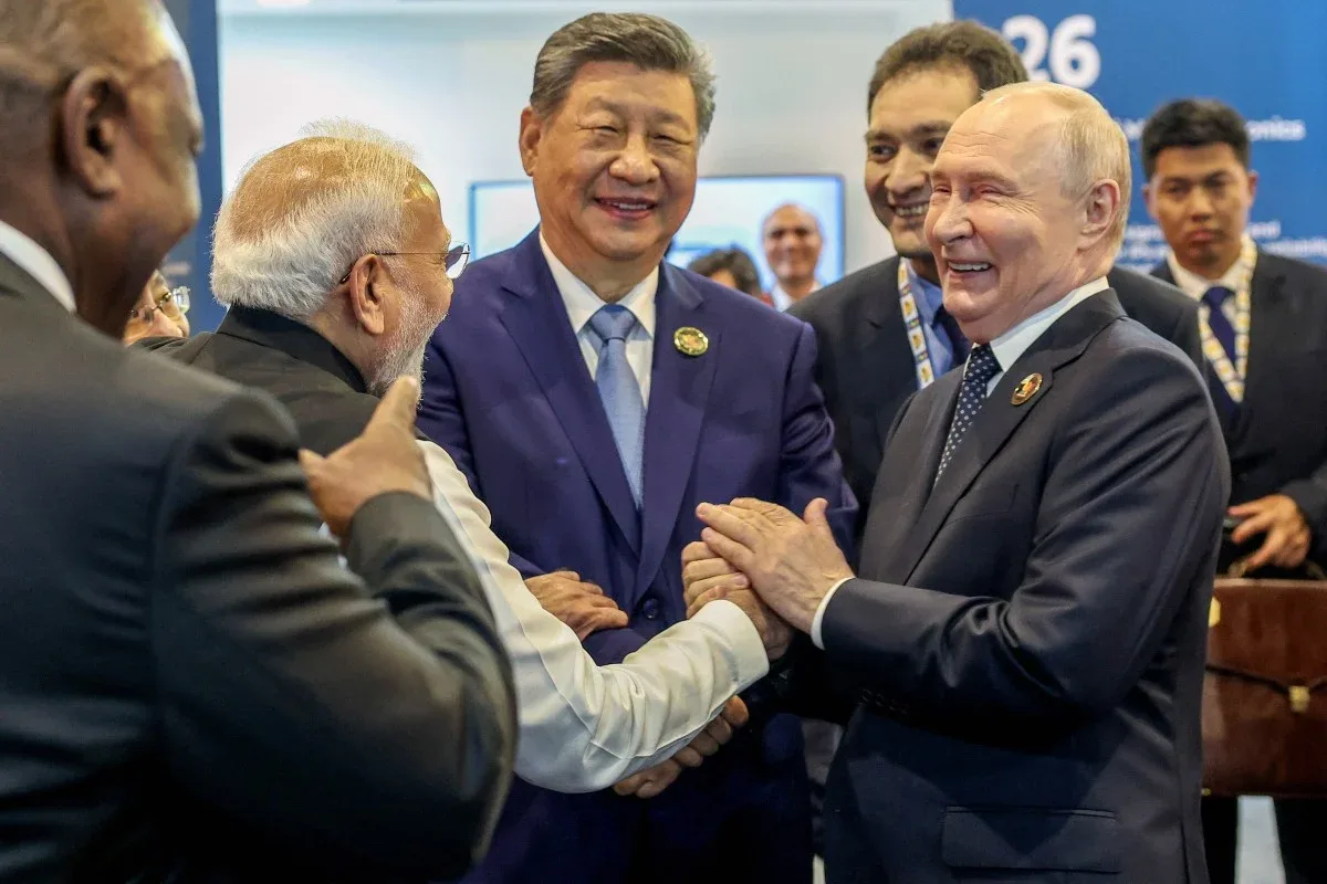 Xi retorna à Índia, enquanto Brics reforça regras para o comércio global